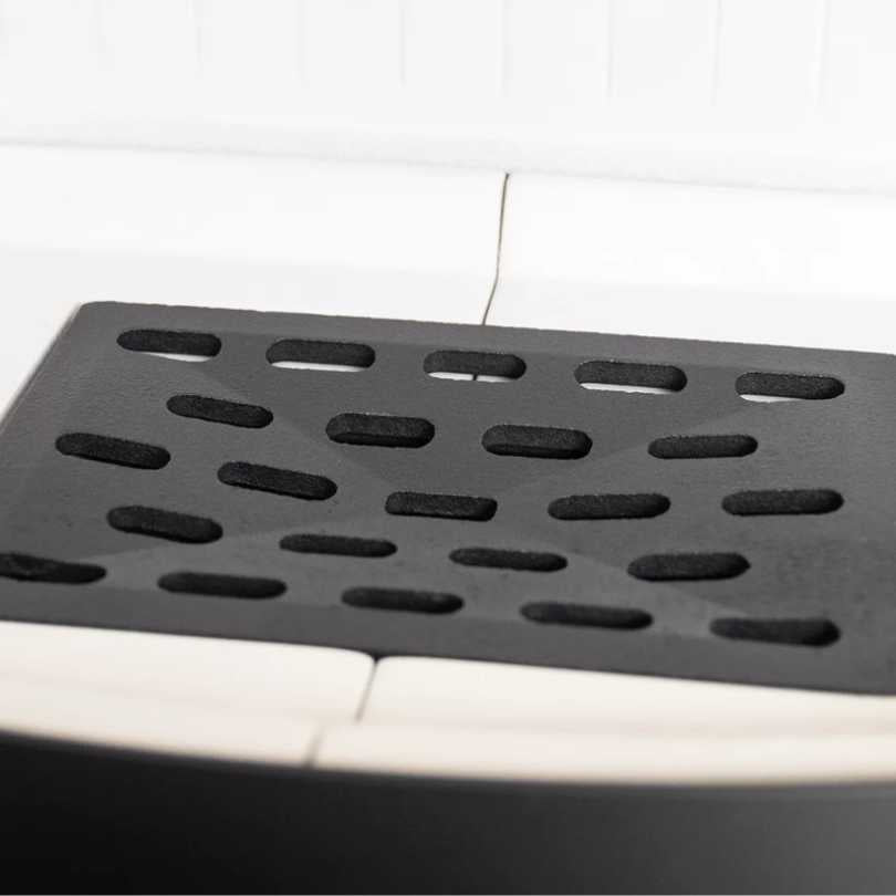 Kratki-Rolllo-2-Fireplace-Cast-Iron-Grate